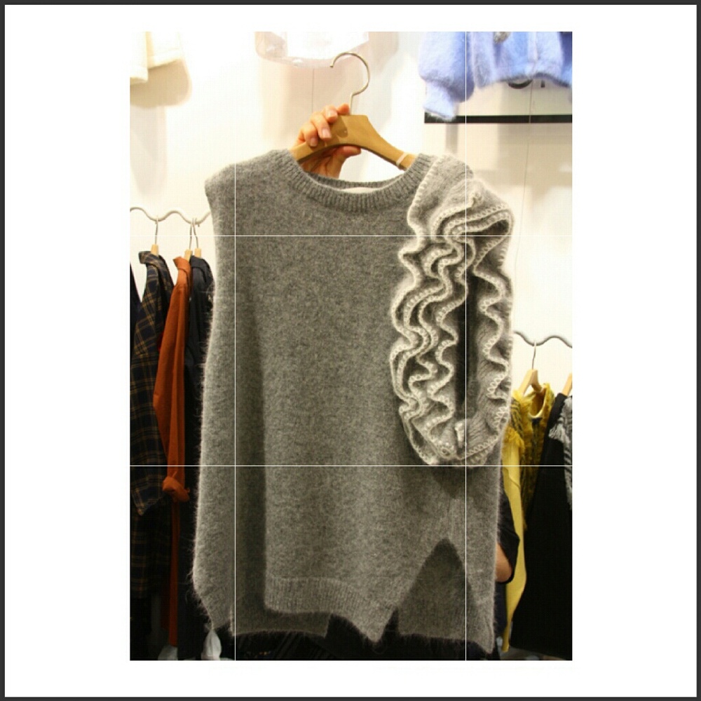 Wool blend Knitwear vest.Grey. Size 0-4. Brand new